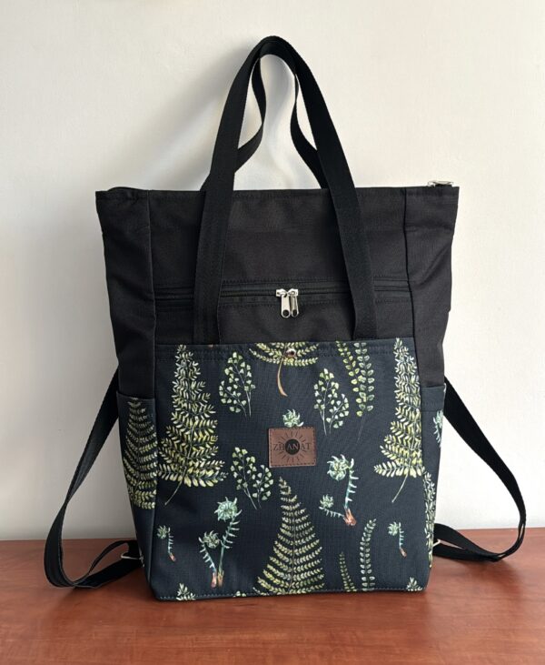 Torbo - plecak czarny z motywem paproci